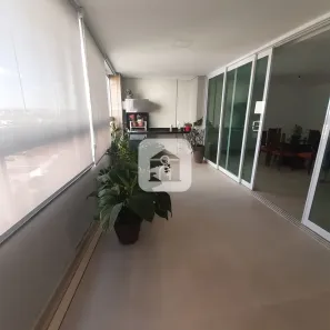 Apartamento com 4 Quartos à venda, 197m² no Osvaldo Rezende, Uberlândia