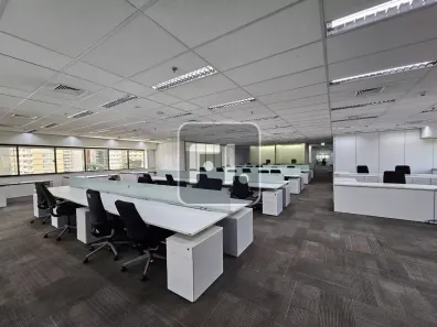 Sala Comercial à venda, 704m² no Vila Gertrudes, São Paulo