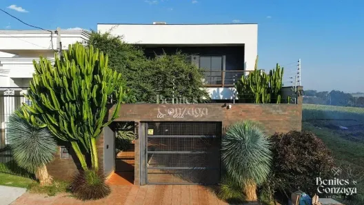 Sobrado com 3 Quartos à venda, 310m² no Jardim Azaléia, Maringá