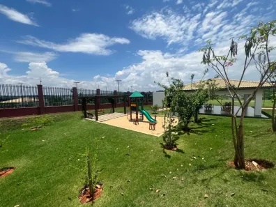 Lote/Terreno à venda, 275m² no Jardins Parma, Senador Canedo