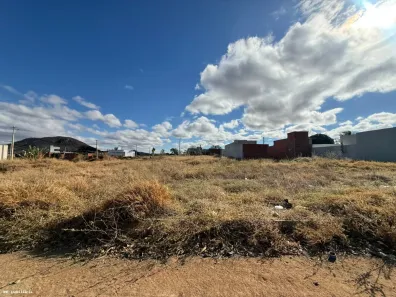 Lote/Terreno à venda, 150m² no Guanambi, Guanambi