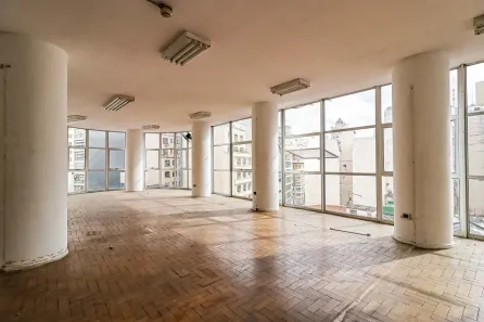 Ponto Comercial para alugar, 98m² no Sé, São Paulo