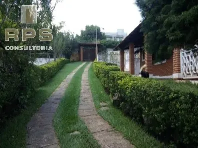 Fazenda/Sítio com 3 Quartos à venda, 274m² no Jardim Estância Brasil, Atibaia