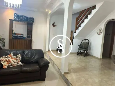 Sobrado com 4 Quartos à venda, 235m² no Jardim Maria Adelaide, São Bernardo do Campo