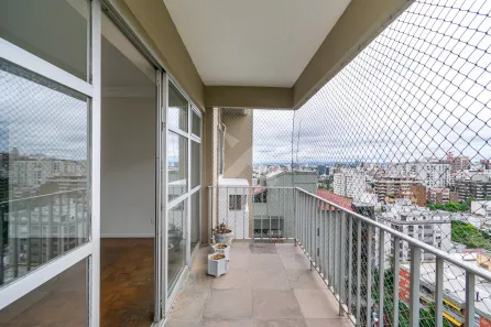 Apartamento com 3 Quartos para alugar, 133m² no Rio Branco, Porto Alegre