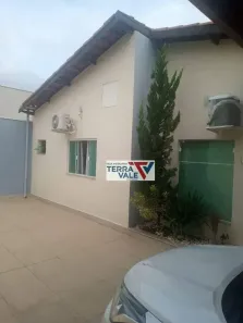 Casa com 3 Quartos à venda, 203m² no Parque Mondesir, Lorena