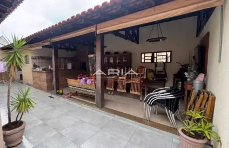 Casa com 4 Quartos à venda, 185m² no Campo Belo, Londrina