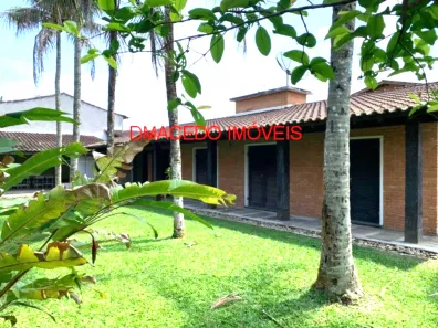 Casa com 3 Quartos à venda, 225m² no Lagoinha, Ubatuba