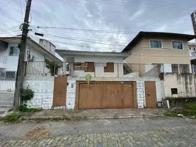 Casa com 4 Quartos à venda, 185m² no Agronômica, Florianópolis