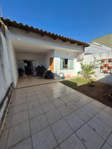 Casa com 3 Quartos à venda, 210m² no Jardim Atlântico, Goiânia