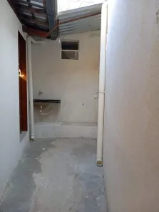 Casa com 2 Quartos para alugar, 45m² no Santa Cruz, Belo Horizonte
