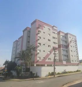 Apartamento com 3 Quartos para alugar, 105m² no Cariobinha, Americana