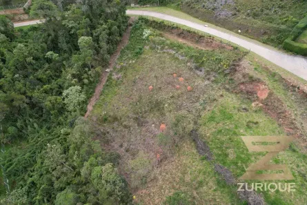 Lote/Terreno à venda, 1600m² no Altos Do Capivari, Campos do Jordão