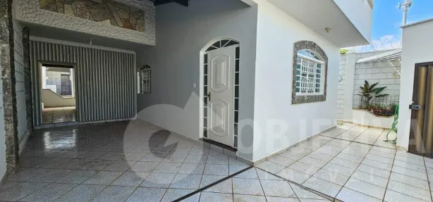 Casa com 3 Quartos à venda, 200m² no Tibery, Uberlândia