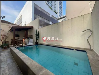 Casa com 3 Quartos à venda, 100m² no Embaré, Santos
