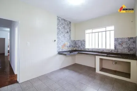Imóvel Comercial com 2 Quartos para alugar, 107m² no Centro, Divinópolis