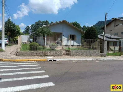 Casa com 8 Quartos à venda, 364m² no Centro, Picada Café