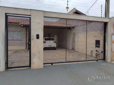 Casa com 2 Quartos à venda, 136m² no Califórnia, Londrina