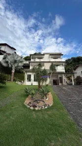 Casa de Condomínio com 4 Quartos à venda, 389m² no Sapê, Niterói