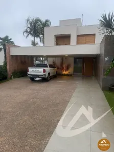 Casa com 4 Quartos à venda, 430m² no Vila Industrial, Arapongas
