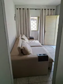 Casa com 3 Quartos à venda, 106m² no Aclimação, Uberlândia