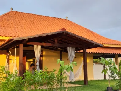 Casa de Condomínio com 3 Quartos à venda, 235m² no Córrego do Rodrigues, Aracati