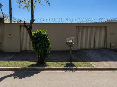 Casa com 2 Quartos à venda, 92m² no Residencial Nova Aurora, Goiânia
