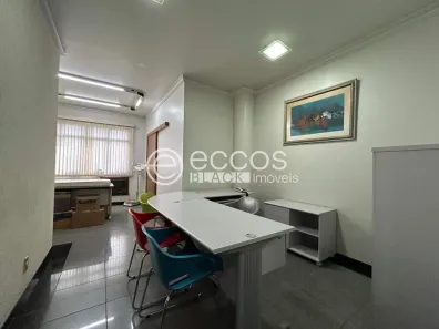 Sala Comercial à venda, 22m² no Centro, Uberlândia