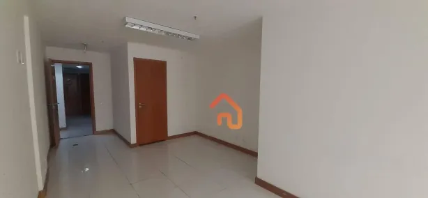Sala Comercial à venda, 35m² no Centro, Niterói