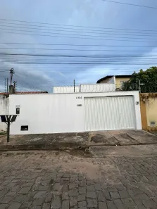 Casa com 3 Quartos à venda, 88m² no Vale Quem Tem, Teresina