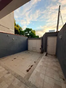 Casa com 3 Quartos para alugar, 120m² no Jardim Vitória, Macaé