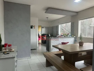 Casa com 6 Quartos à venda, 211m² no Vila Primavera, Jaguariúna