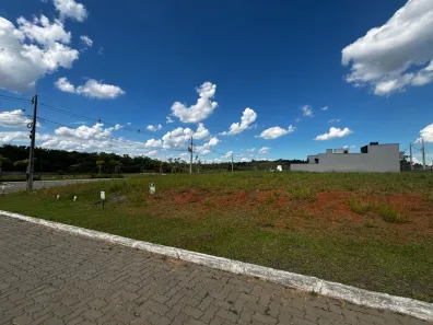Lote/Terreno à venda, 180m² no Cocão, Viamão