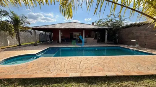 Fazenda/Sítio com 3 Quartos à venda, 1000m² no Dona Catarina, Mairinque