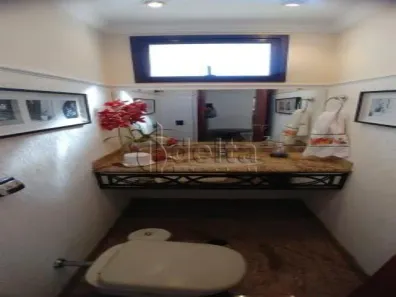 Apartamento com 4 Quartos à venda, 208m² no Fundinho, Uberlândia