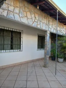 Casa com 3 Quartos à venda, 250m² no Vila João Luiz de Oliveira, Anápolis