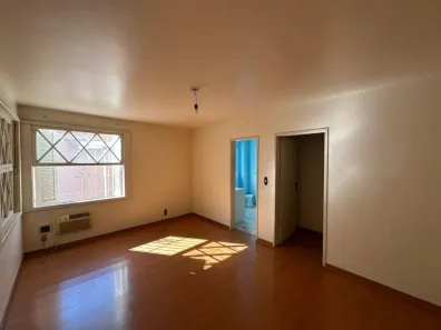 Casa com 5 Quartos para alugar, 250m² no Petrópolis, Porto Alegre