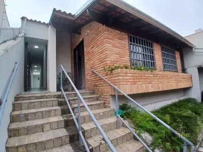Imóvel Comercial à venda, 240m² no Vila Bastos, Santo André