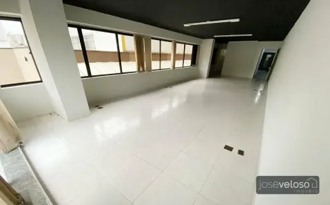 Sala Comercial à venda, 54m² no Centro, Curitiba
