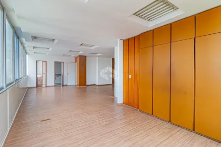 Sala Comercial à venda, 125m² no Centro Histórico, Porto Alegre