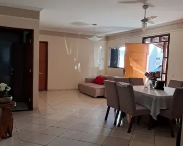 Casa com 4 Quartos à venda, 175m² no Santa Rosa, Uberlândia