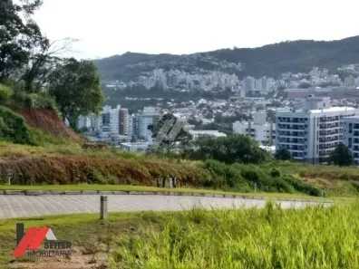 Lote/Terreno à venda, 473m² no Itacorubi, Florianópolis