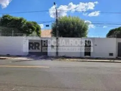Casa com 5 Quartos à venda, 579m² no Planalto, Teresina