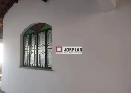 Imóvel Comercial com 4 Quartos à venda, 200m² no Centro, Itaboraí