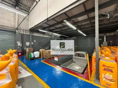 Galpão/Depósito/Armazém à venda, 2097m² no Conceição, Diadema
