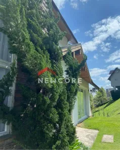 Casa de Condomínio com 4 Quartos à venda, 238m² no Vila Prinstrop, Gramado