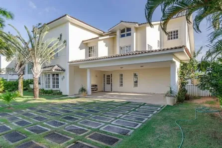 Casa de Condomínio com 7 Quartos à venda, 732m² no Candelária, Natal