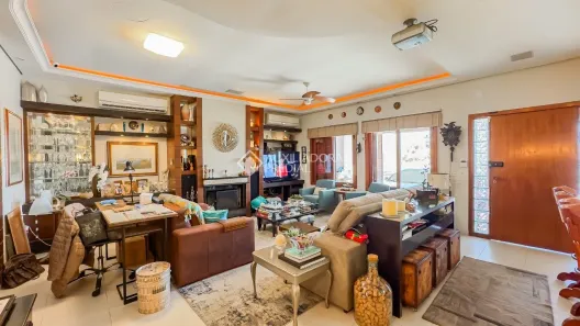Casa com 3 Quartos à venda, 275m² no Vila Jardim, Porto Alegre