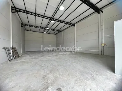 Galpão/Depósito/Armazém para alugar, 245m² no Partenon, Porto Alegre