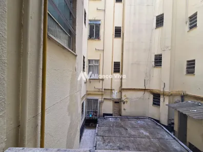 Kitnet com 1 Quarto à venda, 30m² no Catete, Rio de Janeiro